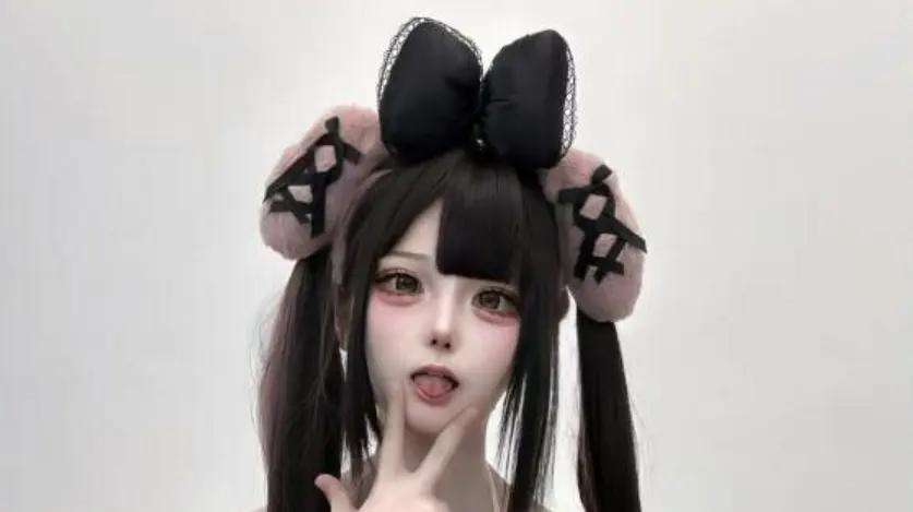 天生萝莉体网红【糕糕】视图合集[376P-363V -3.25G]