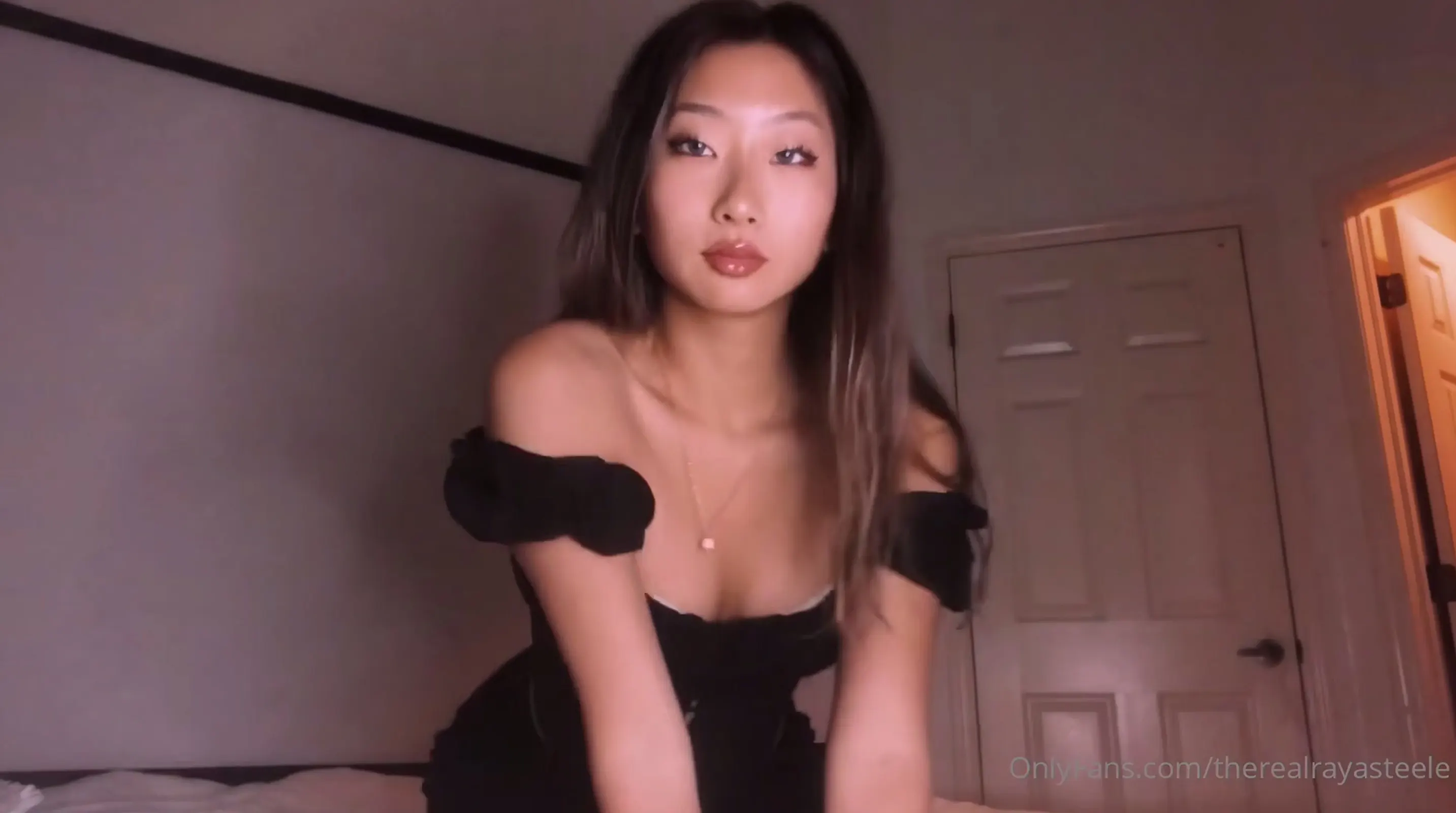 香港长腿模特(aeriessteele)合集[255V-61GB]