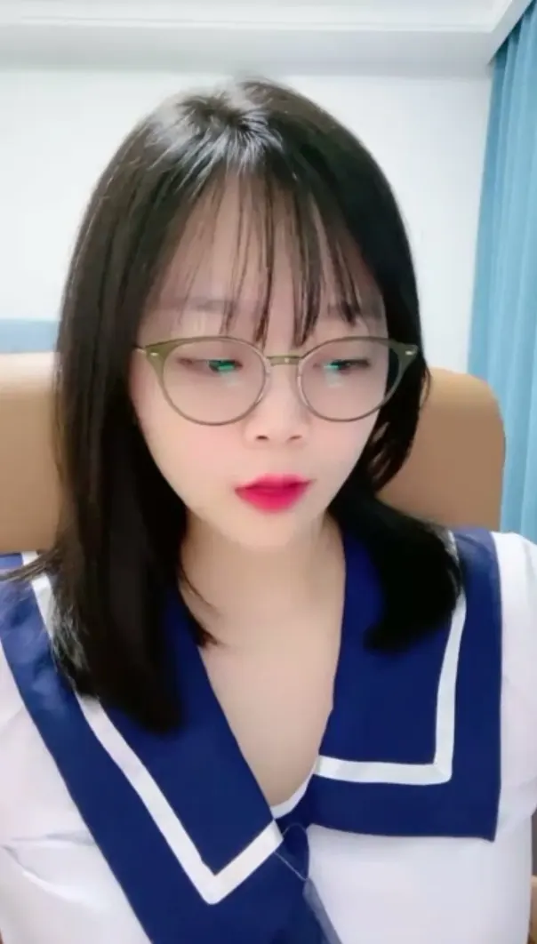 舞蹈生桃子直播合集[80V-56GB]