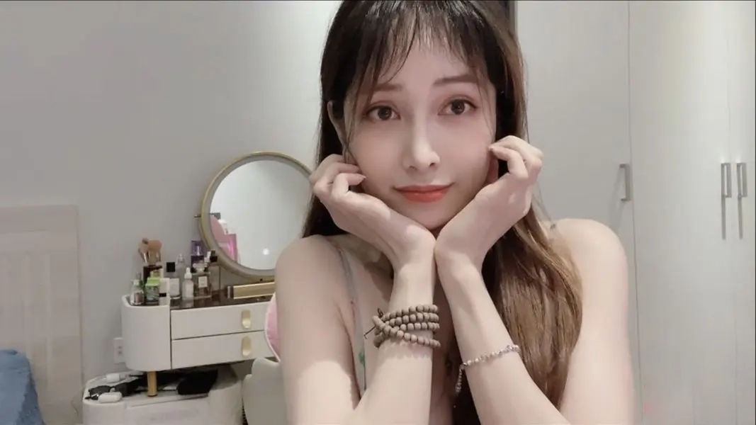 Stripchat逆天颜值主播 anna102 闺蜜双秀诱惑[183V-141GB]