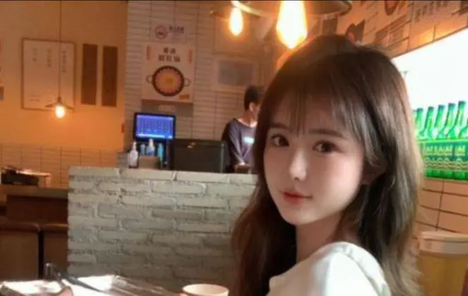 约跑大神 巅峰MALONG 各种00后极品妹子 [392V-116GB]