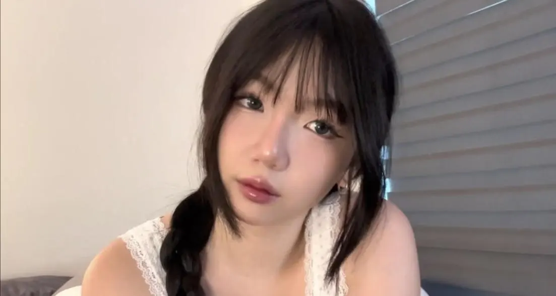 Onlyfans超绝美纯欲福利姬 aryminh 私拍合集 [67V-10.3GB]