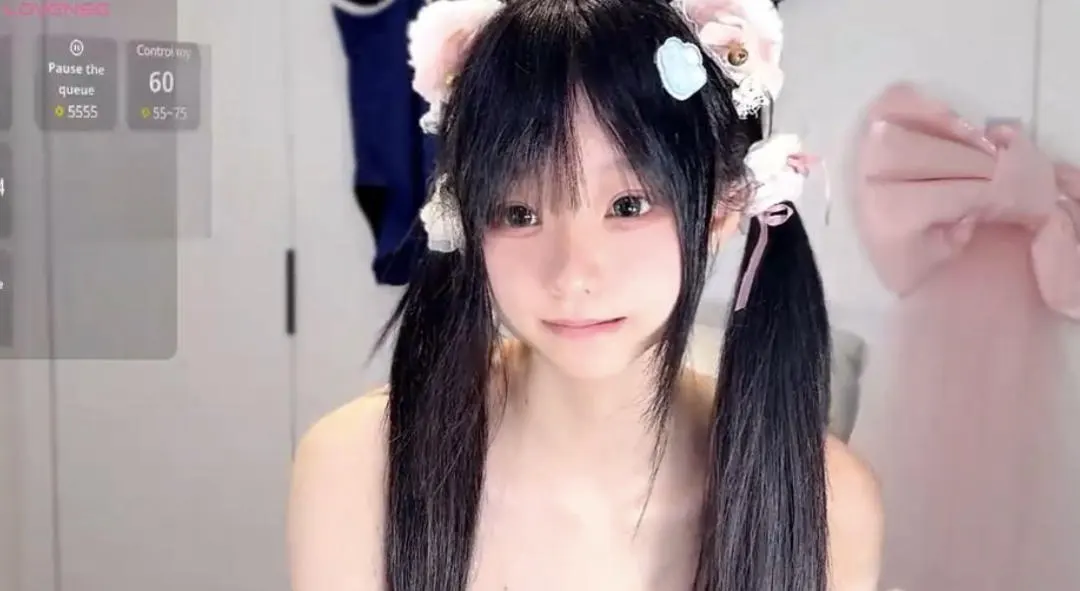 XiaoxiaBaby 高颜值校花女神直播ZW喷水[21V-9.2GB]