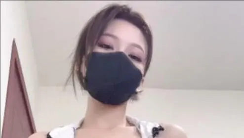 福利姬 桃桃taotao7481 丝袜美腿合集[51V-16.5GB]