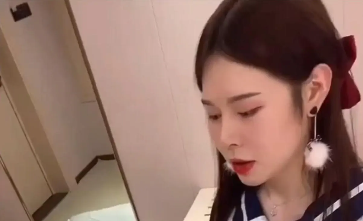 TS人气天花板 张思妮 作品合集[55V-33GB]