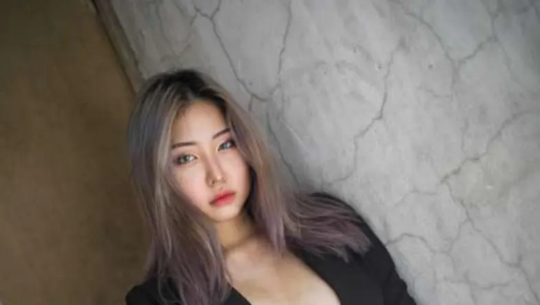 天然美乳肥臀一线天女神msbreewc合集[110V-55GB]