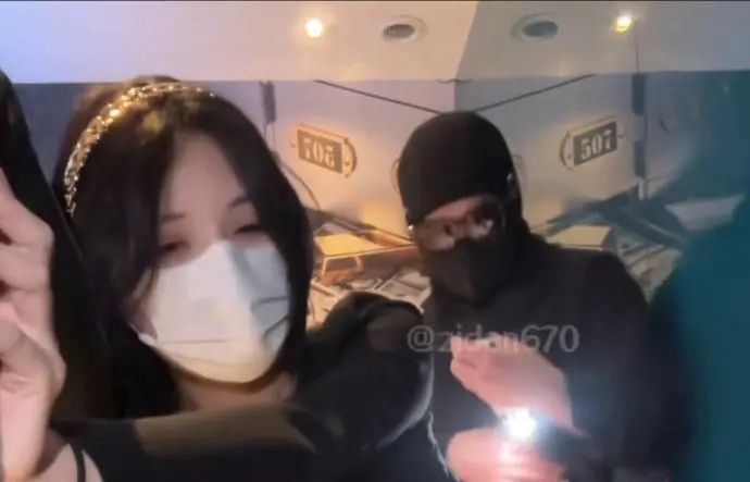 超高颜值反差女神 紫蛋 完整合集[57V-16GB]