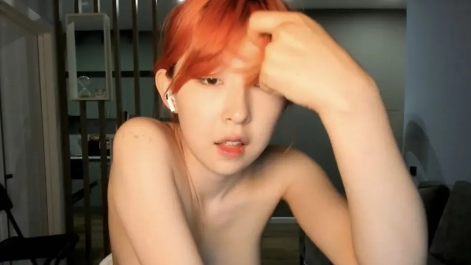 韩国21岁高颜值豪乳人气主播pompumii 合集 [30V-26GB]