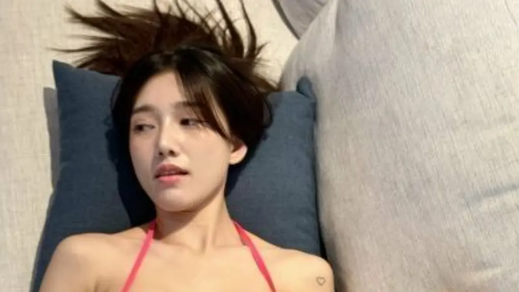 22岁泰国模特 Ndream 超高颜值反差女神 [124V-8.6GB]