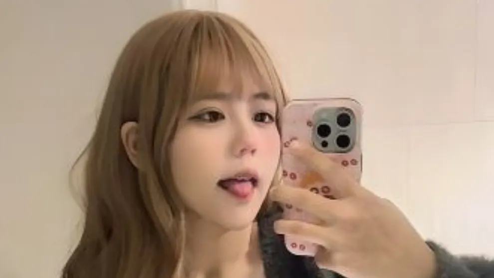 外网大神忽悠小美女脱光zw 合集[383V-35GB]