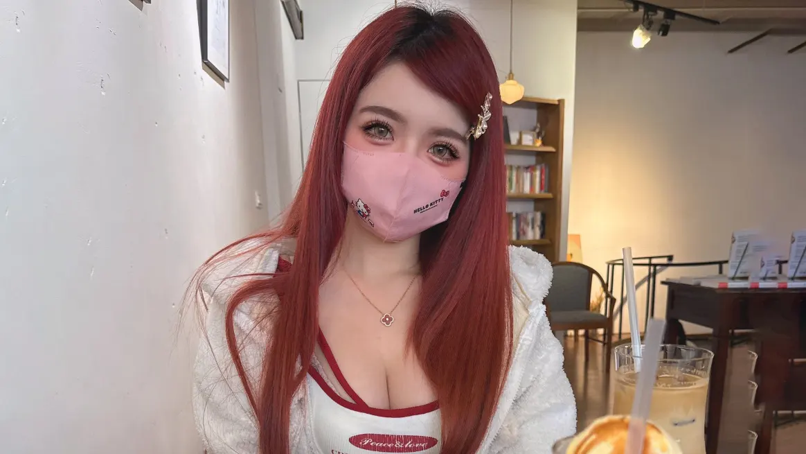 YoShiE冰塊 肌肉健身网红约跑各种美女合集 [240V-24GB]