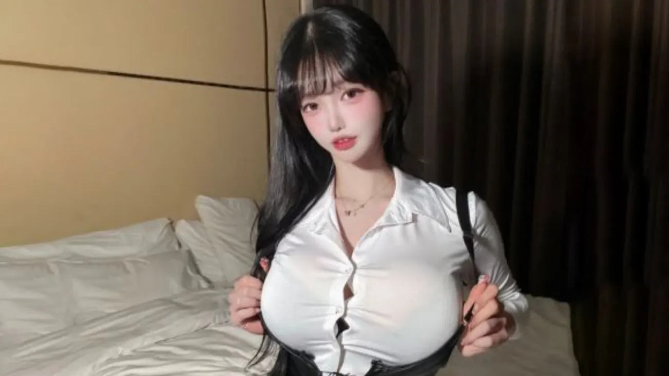 韩国超人气主播 yunjini 私拍合集 [51V-3.5GB]