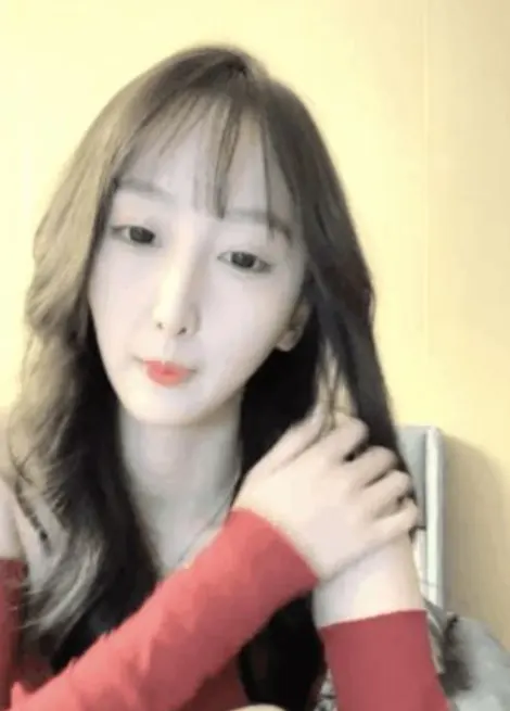 [稀有合集] 泡泡咕 天价收费房直播合集 [221V-138GB]