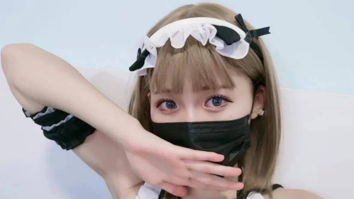 网红萝莉 白袜袜格罗丫 [24V-36G]