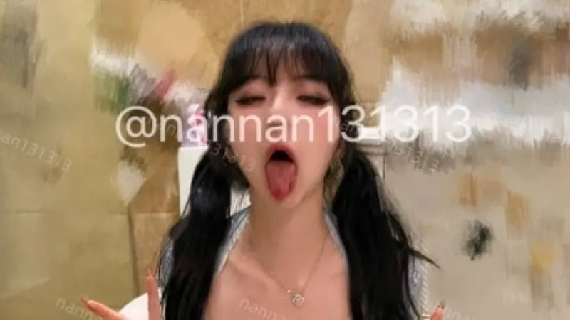 九头身反差女神 kkittynannan131313 合集 [213V-6G]