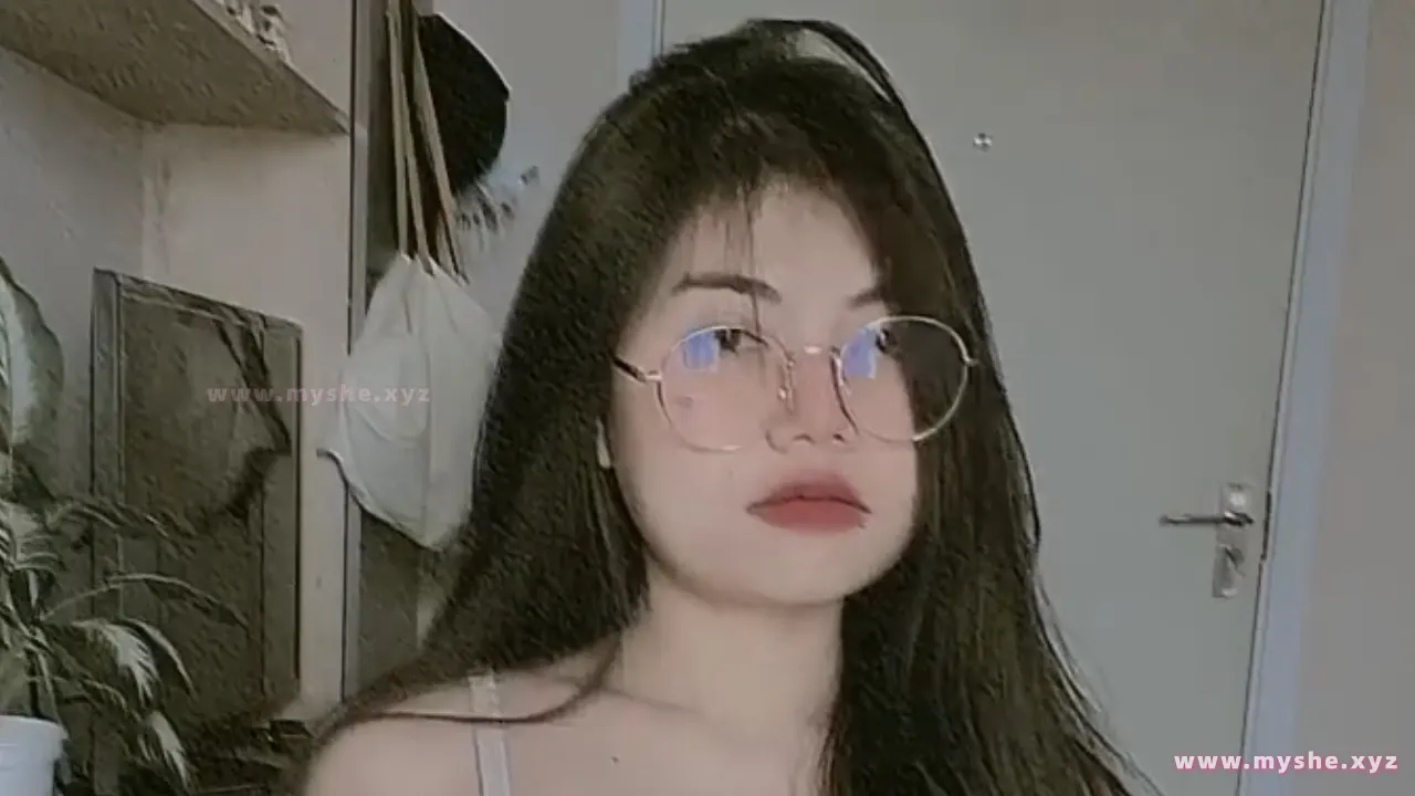 泰国极品眼镜妹amam7078合集 [93V-50.6G]