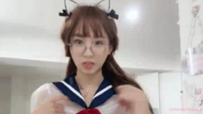 精品粉宝宝 8月24-9月4 甜美清纯眼镜学妹热舞 [21V-9.5G]