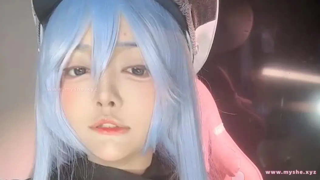 张晚萌 二次元COS反差萝莉 7月27-8月11合集 [32V-20G]