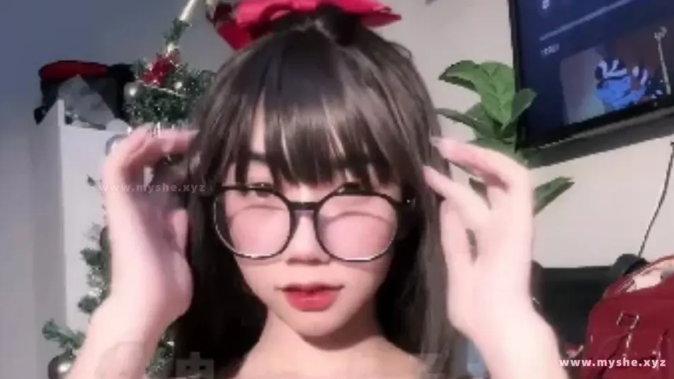 极品高颜值福利姬 Sawakoyoy 8月作品合集 [109V-5.3G]