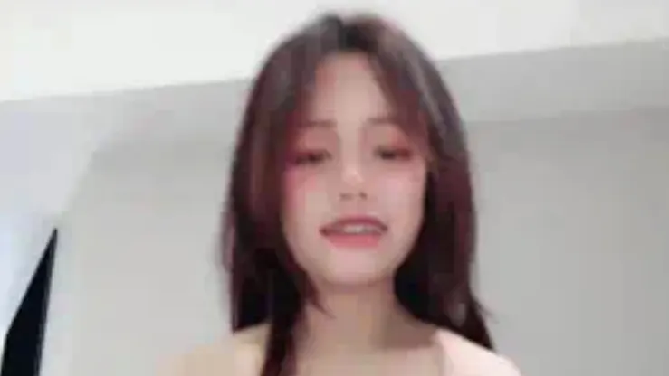 婴儿肥大熊美少女 骚狐狸精 合集 [72V-36G]