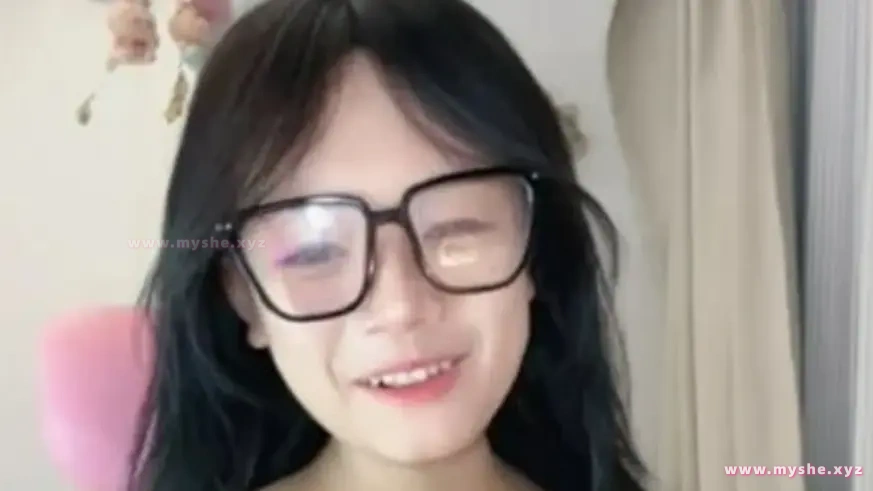 活泼嗲气粉萝莉 S狐狸精 合集 53v39G