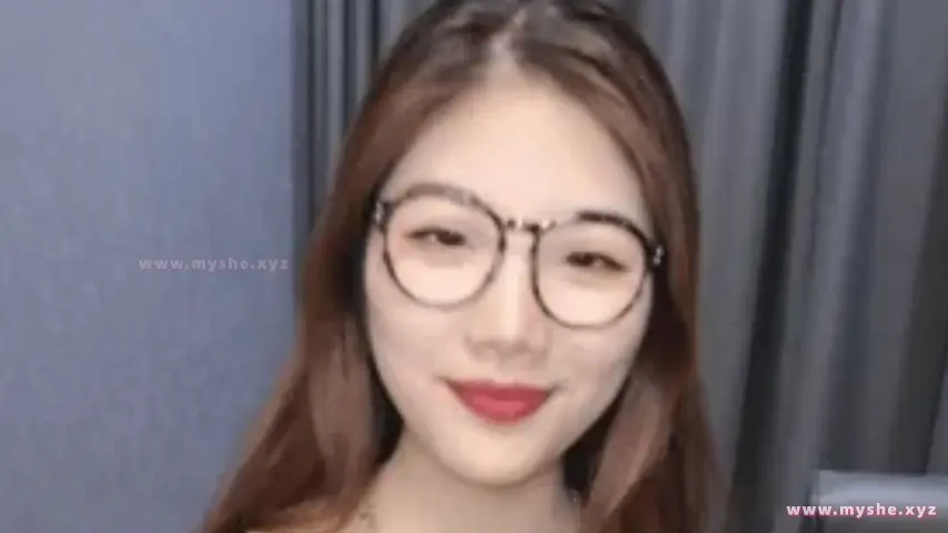 眼镜妹 女大沐沐 04.19-10.29直播合集 57v60G