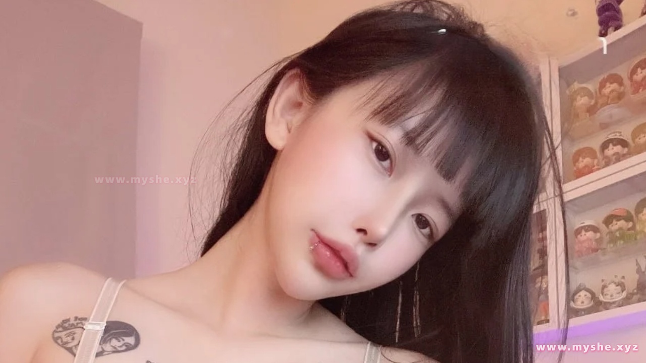 Onlyfans顶级电玩女神 xgina 合集 103v3.03G